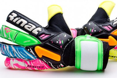 El color invade la colección de Rinat.