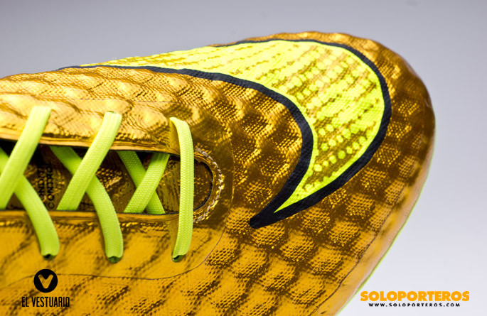 nike hypervenom dorados