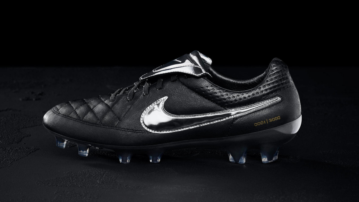 Unir sílaba mayor Nike Tiempo Legend V Premium para Francesco Totti - Blogs - Fútbol Emotion
