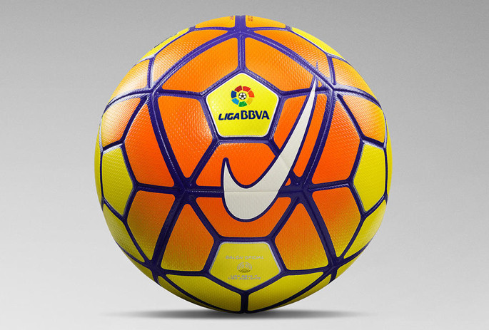 Nuevo balón NIKE ORDEM 3 HI-VIS para los meses de invierno - Fútbol Emotion