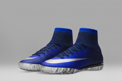 NIKE MercurialX Proximo IC CR7 // Natural Diamond