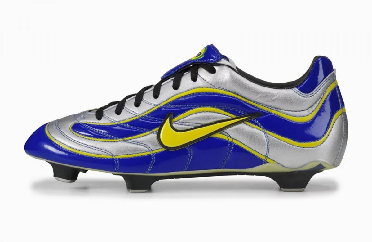 post card 1997-nike-football-history-mercurial_native_1600.webp