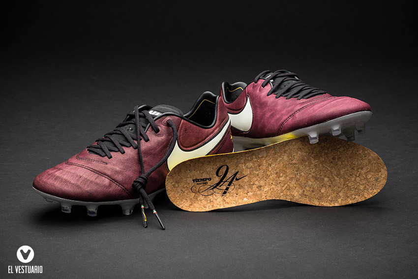 Las botas Nike de Pirlo - Blogs - Fútbol Emotion