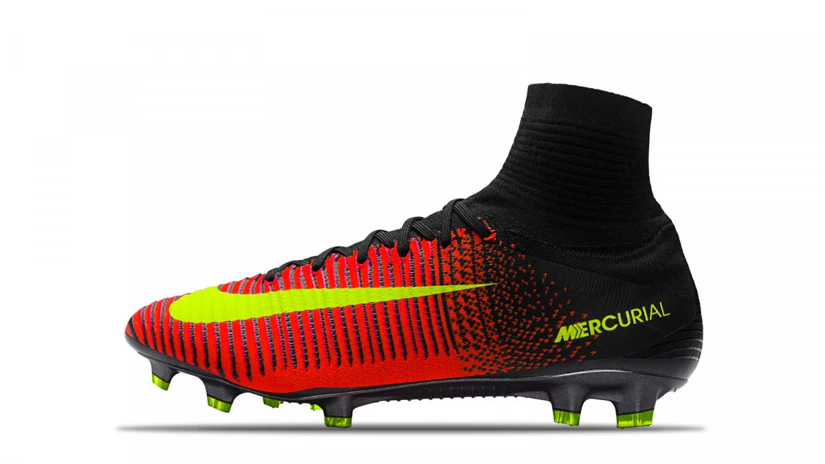 post card 2016_Mercurial_Superfly_V_Total_Crimson_Black_Yellow_hd_1600.webp