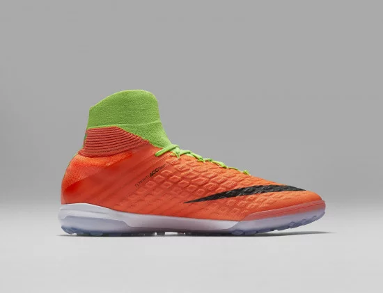 Nueva Zapatilla de Futbol Sala NIKE HypervenomX II Proximo Blogs Futbol Emotion