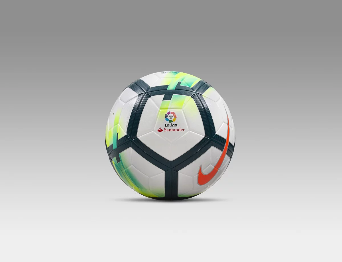 post card SU17_FB_Ordem_V_LaLiga_SC3131-100_A.webp