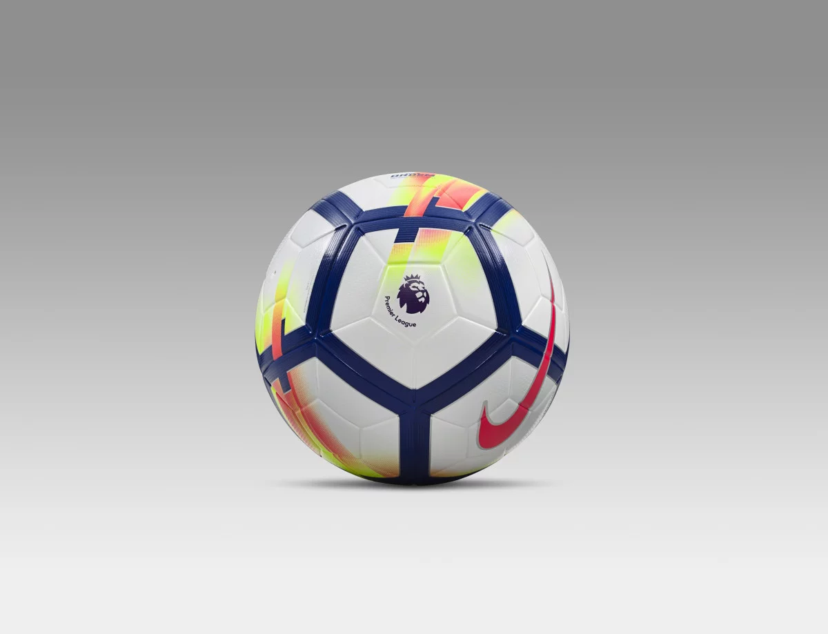 post card SU17_FB_Ordem_V_PremierLeague_SC3130-100_A.webp