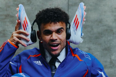 Differences between football boots and futsal shoes