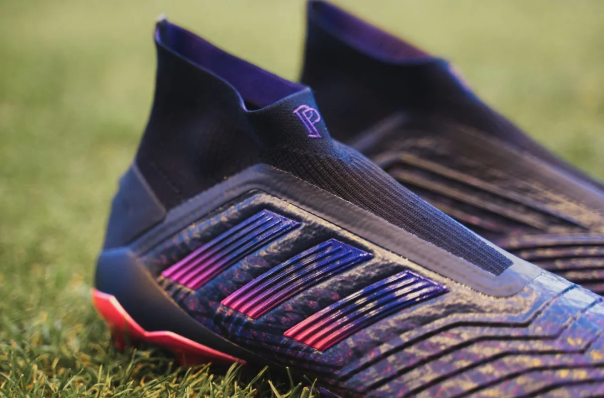 post card Botas-Paul-Pogba-2.webp