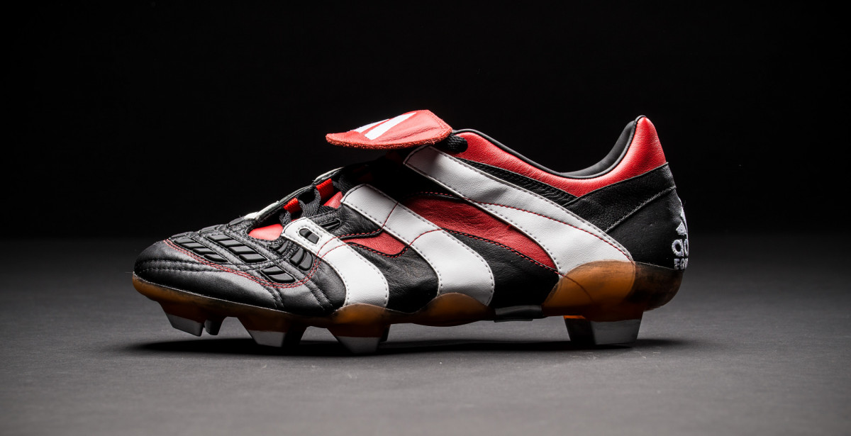 de las botas de fútbol Predator - - Fútbol Emotion