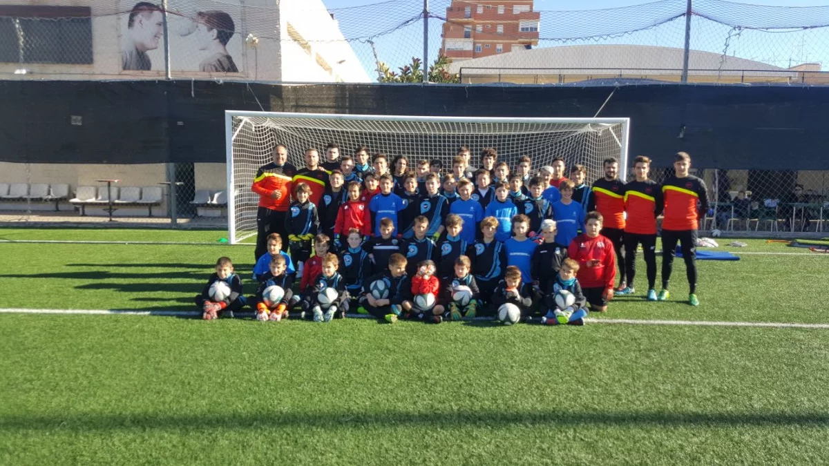 post card GrupalValencia.webp