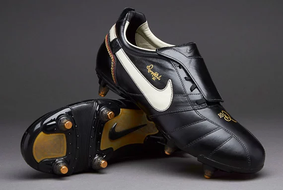 post card ronaldinho-nike-tiempo-50867.webp