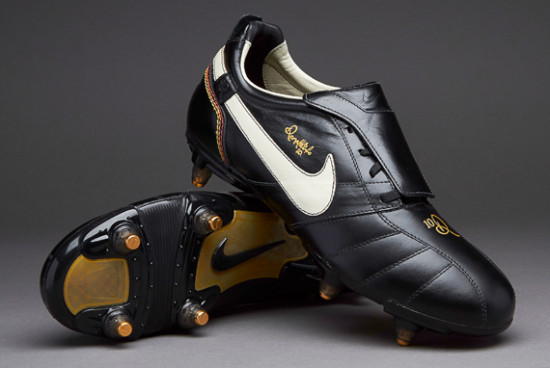 ronaldinho-nike-tiempo-50867.jpg