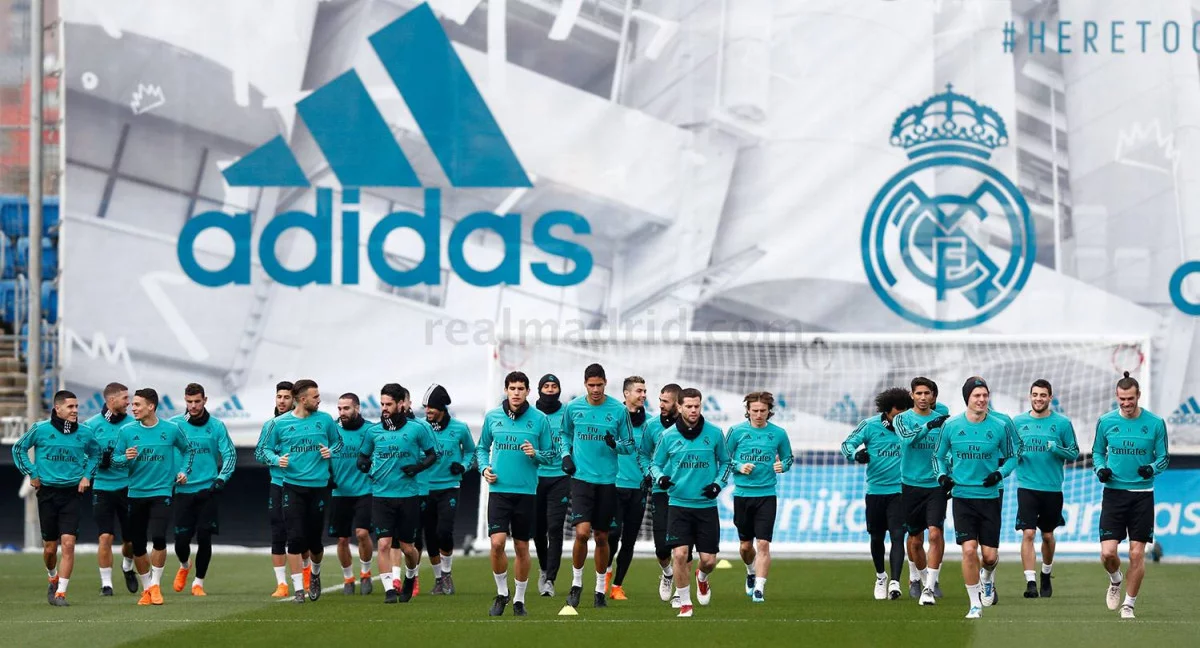 post card Post-Isco-Blaclout-1.webp