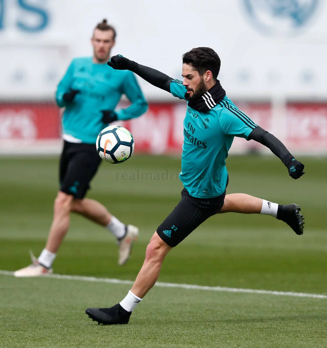 post card Post-Isco-Blaclout-2.webp