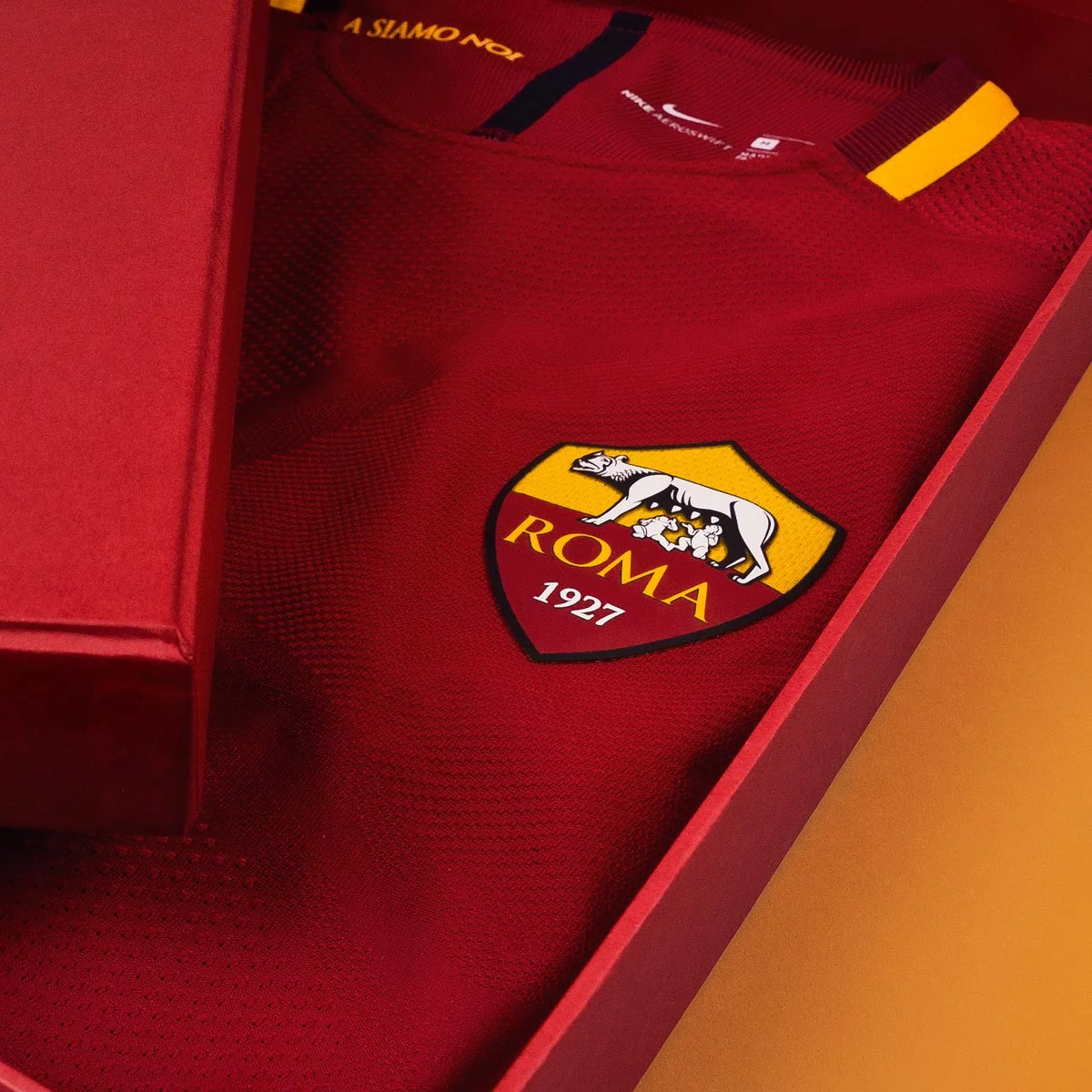 post card Post-Sorteo-Camiseta-Totti-2.webp