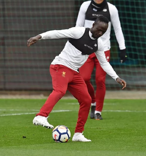 Sadio Mane con New Balance Blogs Futbol Emotion