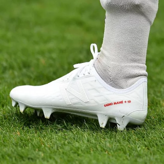 Sadio Mane avec New Balance Blogs Futbol Emotion