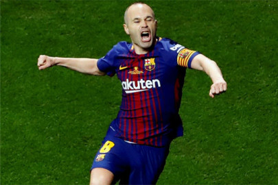As chuteiras do Iniesta