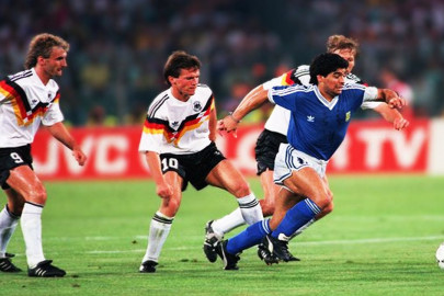 Top futbolistas jugando lesionados en los Mundiales