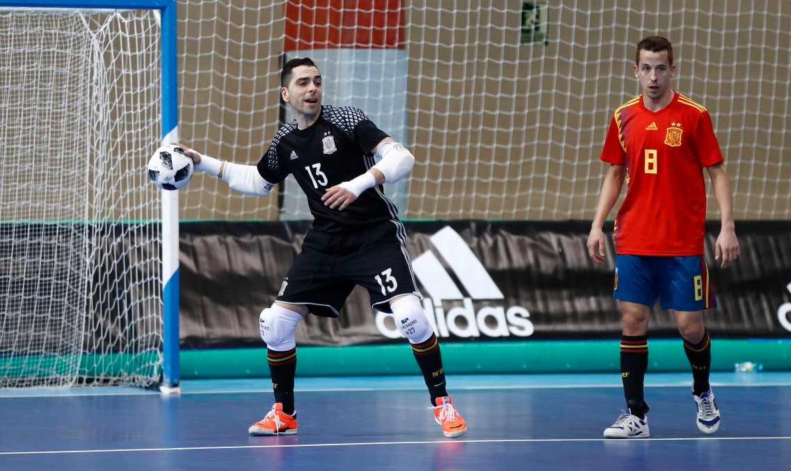 Best futsal boots under 60€