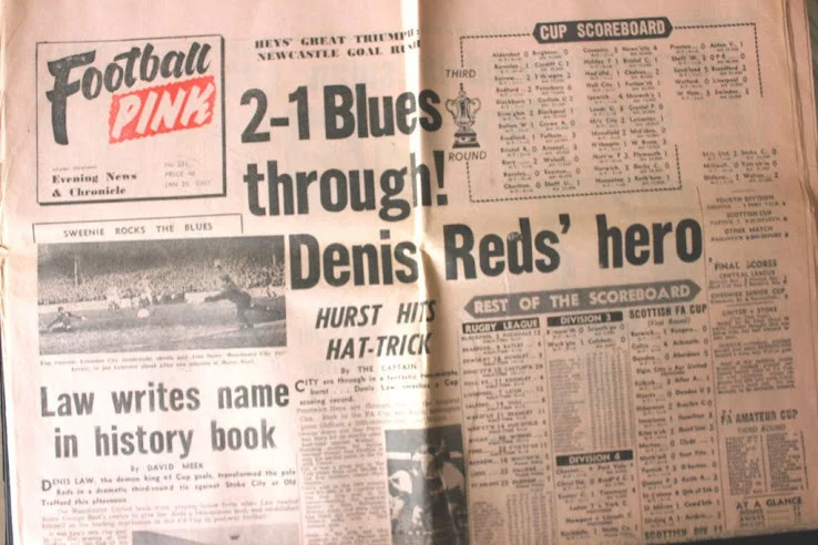 post card blog-camiseta-manchester-united-away-periodico.webp