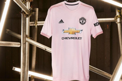 Nueva equipación Away para el Manchester United
