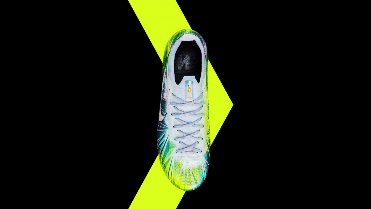 Nike homenajea a Modric con unas botas galácticas