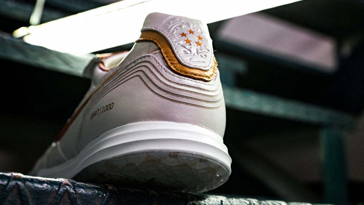 È tornata la Nike Tiempo di Ronaldinho in edizione limitata - Blog - Fútbol  Emotion