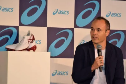 Post-Iniesta-Asics-Portada.webp