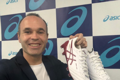 Andrés Iniesta deixa a Nike