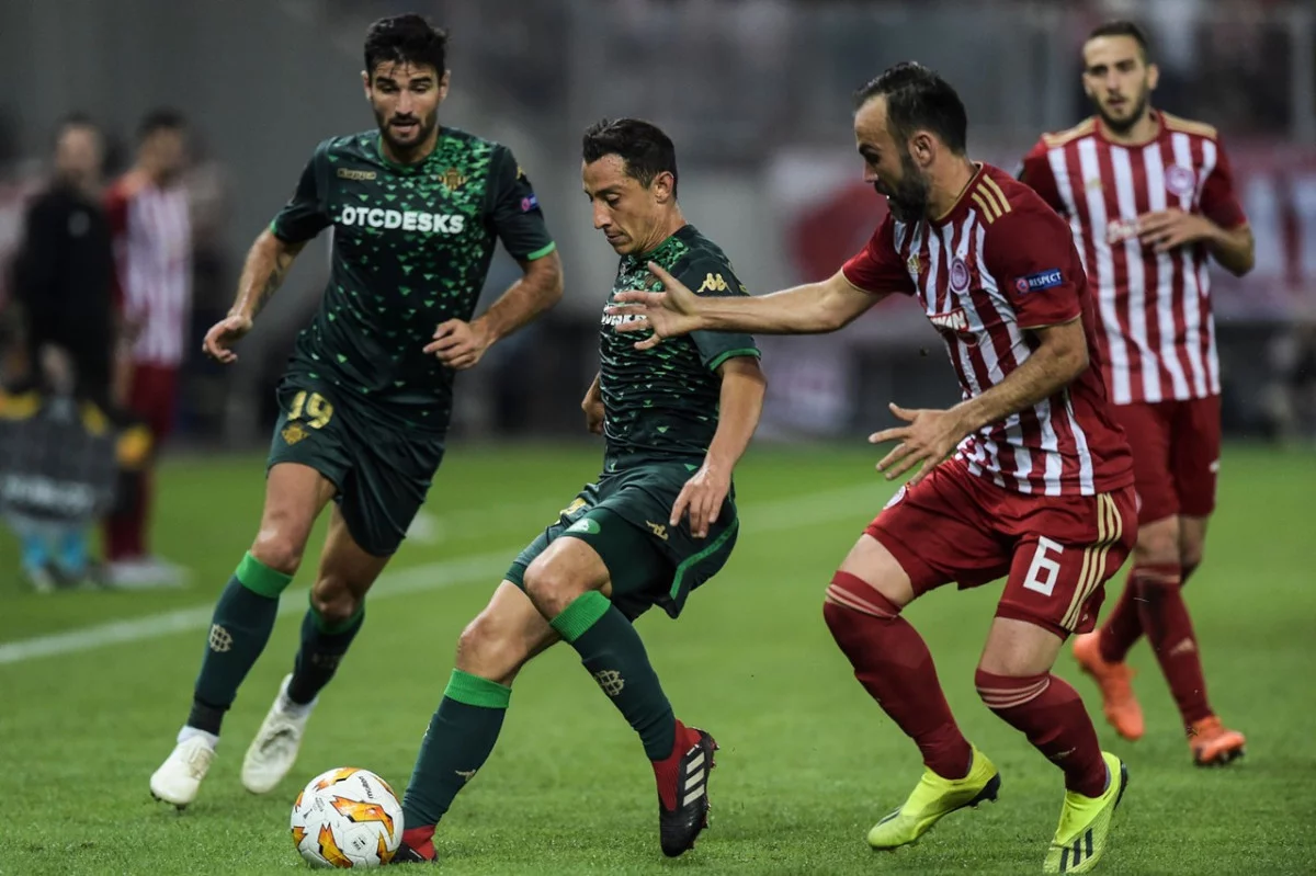 post card Post-Andres-Guardado-6.webp