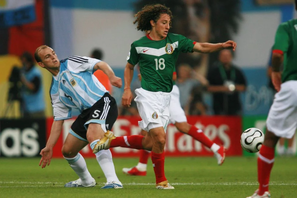 post card Post-Andres-Guardado-7_0.webp