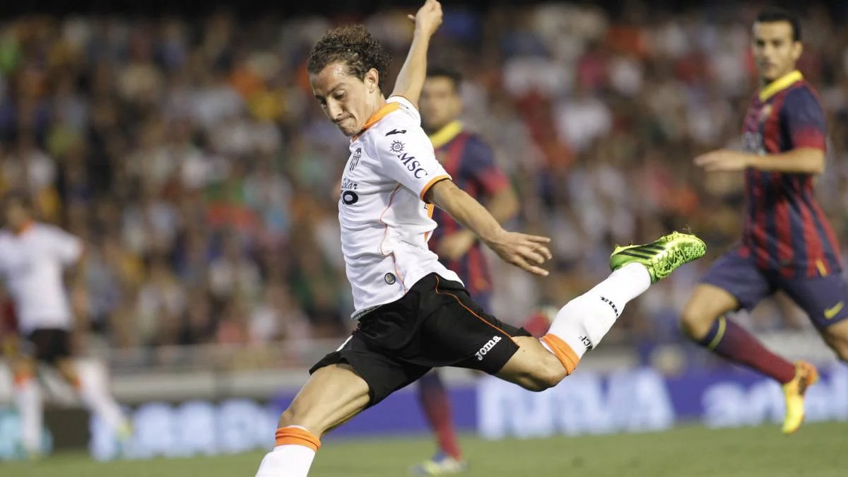 post card Post-Andres-Guardado-8.webp
