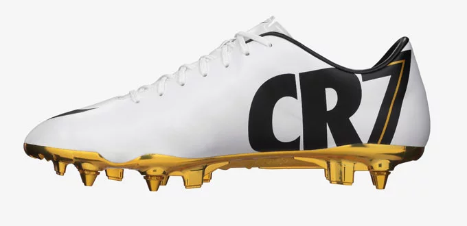 post card zw-680-Nike-Mercurial-Vapor-IX-CR-SE-SG-PRO-Mens-Soft-Ground-Football-Boot-696058_109_C.webp
