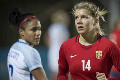 ADA HEGERBERG, LA PREMIÈRE BALLON D'OR