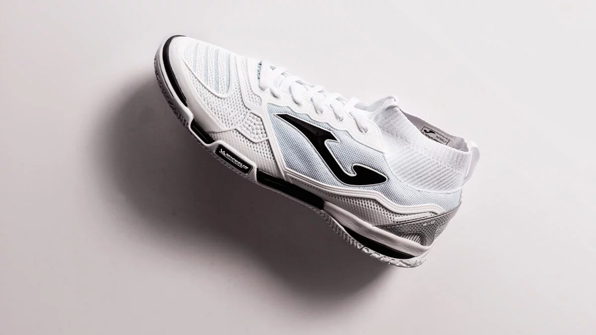post card Post-Tipos-Zapatillas-futsal-2.webp