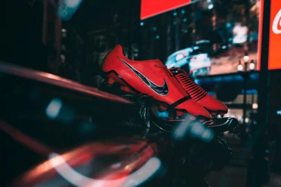 Post-Nike-Phantom-Venom-VNM-1_0.webp