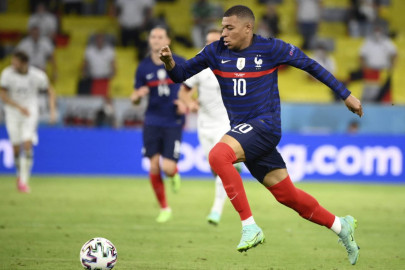 des chaussures de foot