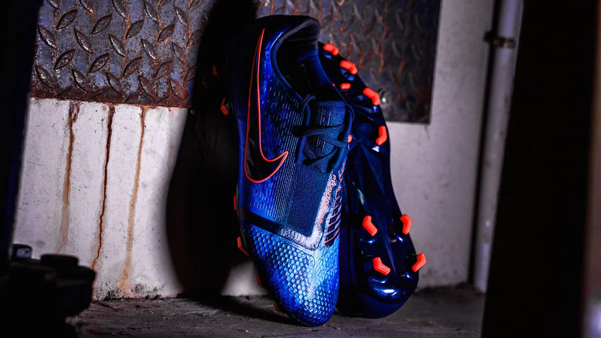 post card Nike_Phantom_Venom_Fully_Charged_1.webp