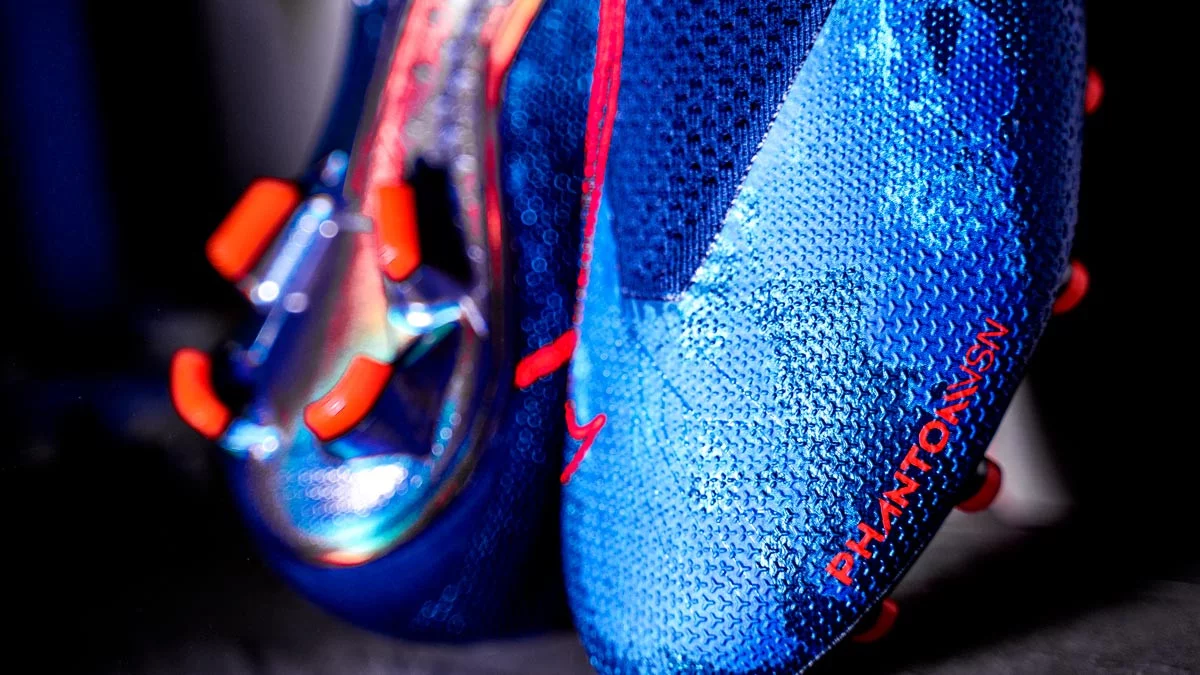 post card Nike_Phantom_Vision_Fully_Charged_3.webp