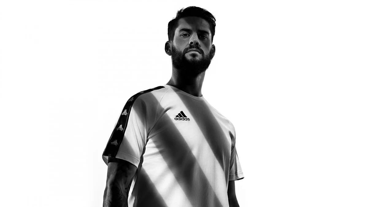 post card Isco_TWITTER_04.webp
