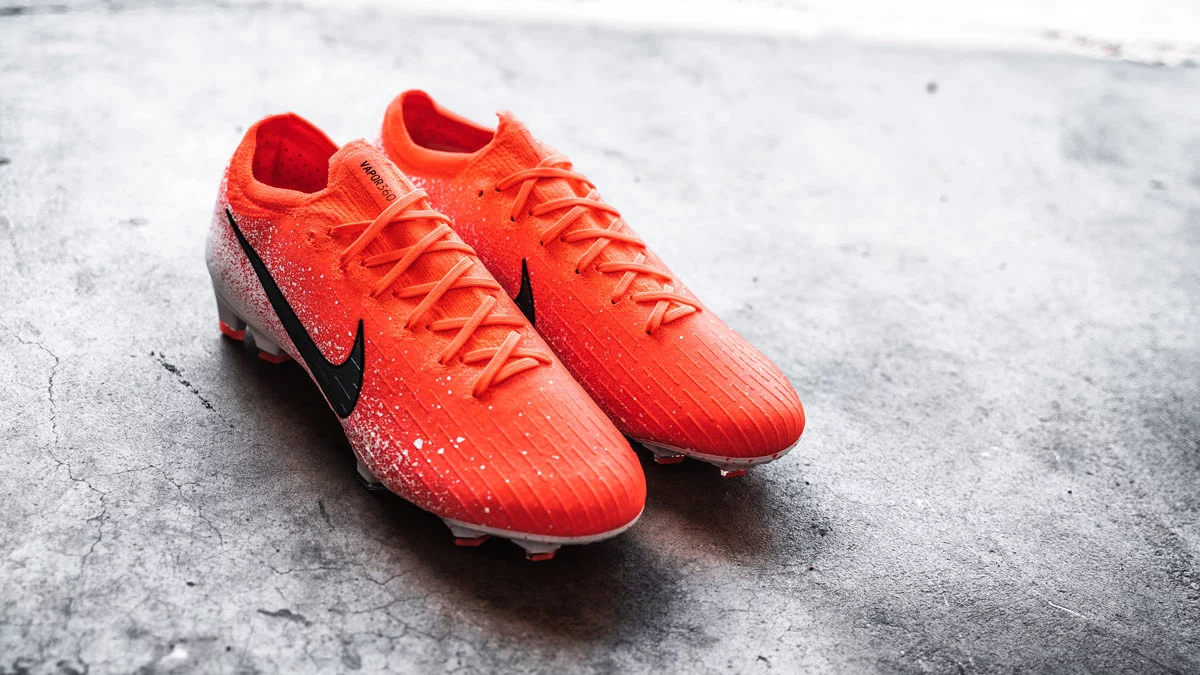post card Nike_Euphoria_Mercurial_1.webp