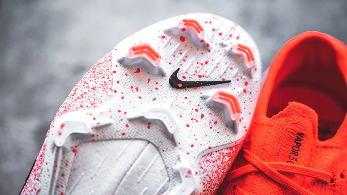 post card Nike_Euphoria_Mercurial_2.webp