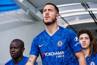 Londres se tiñe de azul… nueva camiseta para el Chelsea