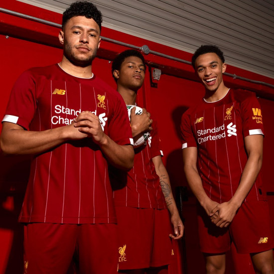 A escala nacional imperdonable Sin cabeza NB trae nueva piel para los” reds”. Camiseta del Liverpool 2019-2020 -  Blogs - Fútbol Emotion