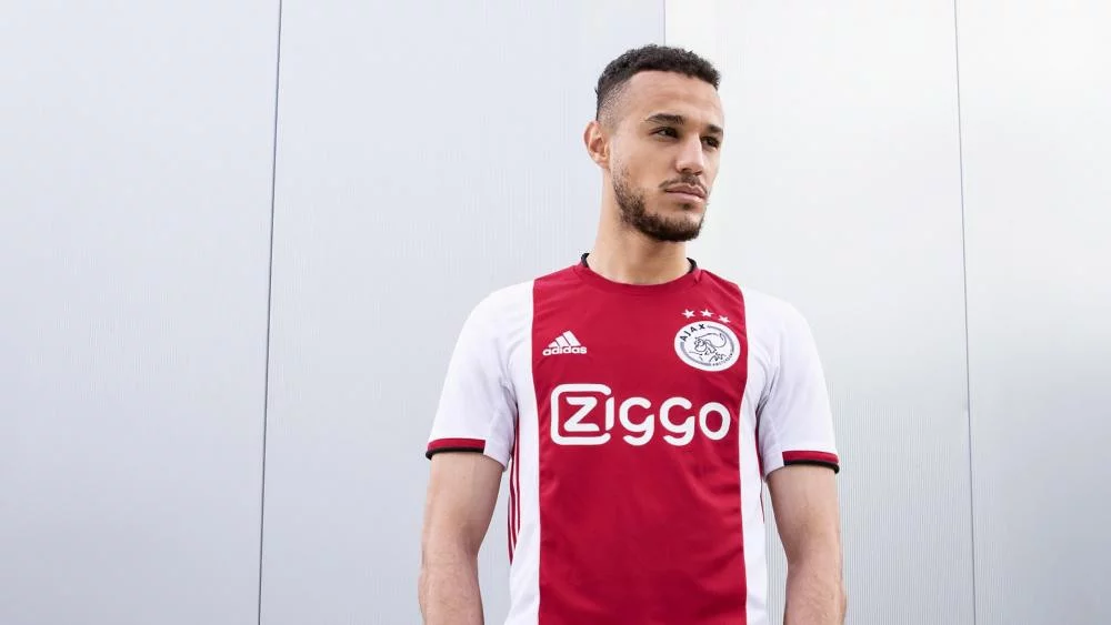post card Post-Camiseta-Ajax-2.webp