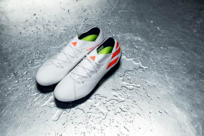 REVEAL DAS NOVAS CHUTEIRAS DE MESSI