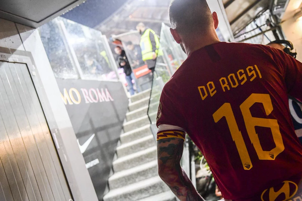post card Post-Camiseta-Roma-1.webp