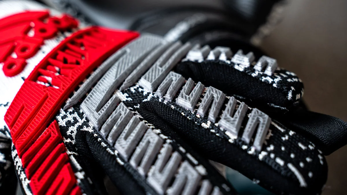 post card Post-adidas-Predator-Pro-4.webp